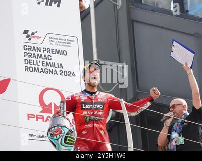 Cerimonia di premiazione e celebrazioni per i vincitori 23 Enea Bastianini (Ita-Ducati Lenovo Team) durante il Gran Premio Pramac dell'Emilia Romagna Gran Premio gara MotoGP domenica, MotoGP dell'Emilia Romagna al Misano World Circuit Marco Simoncelli a Misano Adriatico il 22 settembre 2024 a Misano Adriatico, Italia. (Foto di Fabio Averna/Sipa USA) Foto Stock