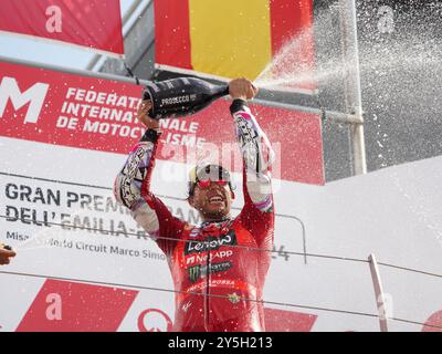 Cerimonia di premiazione e celebrazioni per i vincitori 23 Enea Bastianini (Ita-Ducati Lenovo Team) durante il Gran Premio Pramac dell'Emilia Romagna Gran Premio gara MotoGP domenica, MotoGP dell'Emilia Romagna al Misano World Circuit Marco Simoncelli a Misano Adriatico il 22 settembre 2024 a Misano Adriatico, Italia. (Foto di Fabio Averna/Sipa USA) Foto Stock