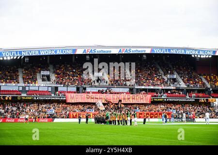 Mechelen, Belgio. 22 settembre 2024. I tifosi di Mechelen nella foto prima di una partita di calcio tra KV Mechelen e Cercle Brugge, domenica 22 settembre 2024 a Mechelen, il giorno 8 della stagione 2024-2025 della prima divisione del campionato belga 'Jupiler Pro League'. BELGA PHOTO TOM GOYVAERTS credito: Belga News Agency/Alamy Live News Foto Stock