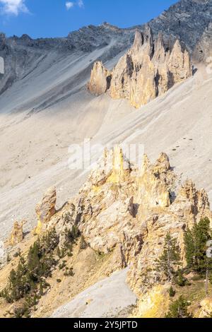 Le casse Déserte nel col d'Izoard, Parc Naturel Régional du Queyras, Hautes-Alpes, Provence-Alpes-Côte d'Azur, Francia Foto Stock