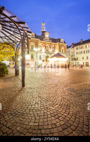 Square Hôtel de Ville in Chambery, Savoie, Rhône-Alpes, in Francia Foto Stock