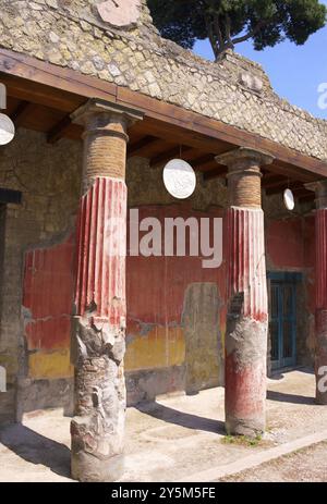 Ercolano era un'antica città sul Golfo di Napoli che affondò come Pompei, Stabia e Oplonti durante l'eruzione del Vesuvio nella seconda metà Foto Stock