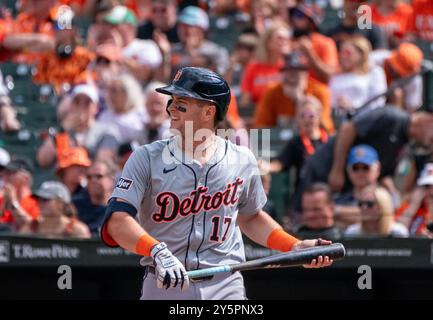 Baltimora, Stati Uniti. 22 settembre 2024. BALTIMORE, MD - 22 SETTEMBRE: La seconda base dei Detroit Tigers Jace Jung (17) colpisce durante una partita della MLB tra i Baltimore Orioles e i Detroit Tigers, il 22 settembre 2024 all'Oriole Park a Camden Yards, a Baltimora, Maryland. (Foto di Tony Quinn/SipaUSA) credito: SIPA USA/Alamy Live News Foto Stock