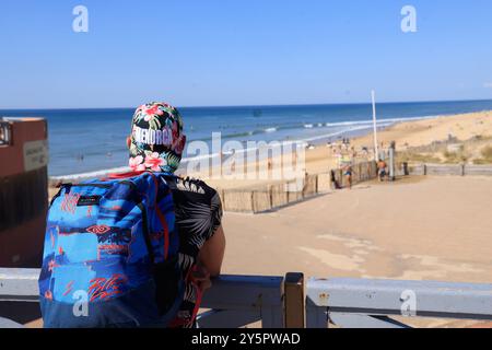 L'Oceano Atlantico è situato a Lacanau-Ocean nel Medoc in Gironda, nel sud-ovest della Francia. Lacanau-Océan, Médoc, Gironde, Nouvelle Aquitaine, Fran Foto Stock