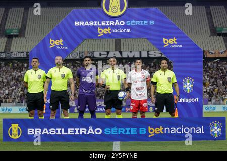 Fortaleza, Brasile. 22 settembre 2024. CE - FORTALEZA - 09/22/2024 - BRASILIANO B 2024, CEARA x VILA NOVA-GO - l'arbitro durante la partita tra Ceara e Vila Nova-GO allo stadio Arena Castelao per il campionato brasiliano B 2024. Foto: Lucas Emanuel/AGIF credito: AGIF/Alamy Live News Foto Stock