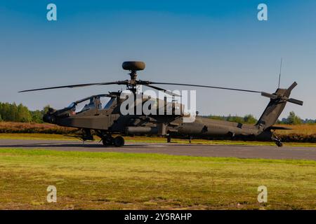 Boeing AH-64 Apache al Sanicole Air Show 2024 a Hechtel-Eksel, Belgio Foto Stock