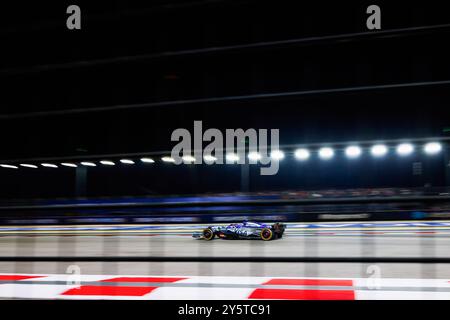 Singapore, Singapore. 22 settembre 2024. Daniel Ricciardo guida la (3) VCARB 01 Honda durante il Gran Premio di F1 di Singapore al Marina Bay Street Circuit. Credito: SOPA Images Limited/Alamy Live News Foto Stock