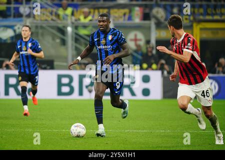 Marcus Thuram (FC Inter) durante la partita di campionato italiano di serie A tra FC Internazionale e AC Milan il 22 settembre 2024 allo stadio San Siro di Milano. Crediti: Luca Rossini/e-Mage/Alamy Live News Foto Stock