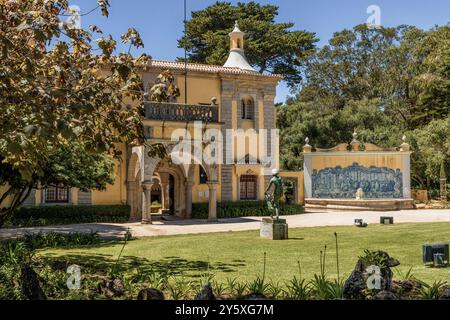 Museu Condes de Castro Guimarães palazzo in stile storico costruito a Cascaes, nella Cascais portoghese, città portoghese nel quartiere di Lisbona, Portogallo Foto Stock