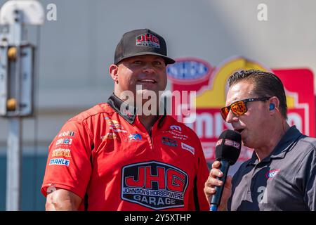 Concord, North Carolina, Stati Uniti. 22 settembre 2024. MATT HAGAN (USA) di Christiansburg, Virginia, viene presentato ai fan di ZMAX Dragway prima dei Carolina Nationals di Concord, North Carolina. (Credit Image: © Walter G. Arce Sr./ASP via ZUMA Press Wire) SOLO PER USO EDITORIALE! Non per USO commerciale! Foto Stock