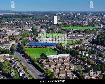 Vista aerea con droni di Knightswood e Scotstounhill Glasgow Foto Stock