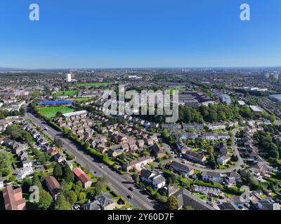Vista aerea con droni di Knightswood e Scotstounhill Glasgow Foto Stock