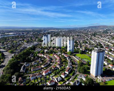 Vista aerea con droni di Knightswood e Scotstounhill Glasgow Foto Stock