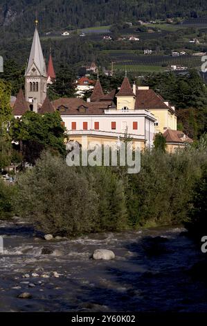 Passer, Chiesa della Gioventù, ex Chiesa del Sacro cuore, Merano, alto Adige, Provincia Autonoma di Bolzano, Italia, Europa Foto Stock