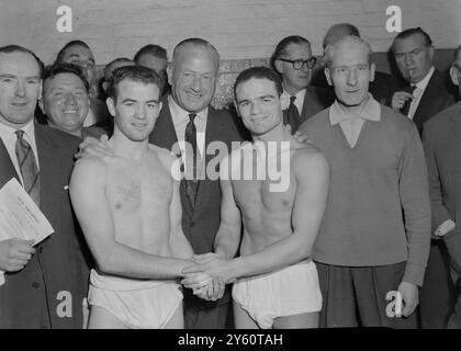 HALIMI ALPHONS GILROY FREDDIE PESANO IN / 25 OTTOBRE 1960 Foto Stock