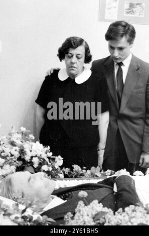 AUTORE RUSSO BORIS PASTERNAK MORTE, GIACENTE IN STATO, DR ZHIVAGO / 1 GIUGNO 1960 Foto Stock