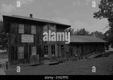 Il Little Big Store, ex deposito ferroviario a Raymond, Mississippi. Foto Stock