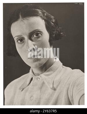 Autoritratto. Museo: COLLEZIONE PRIVATA. Autore: Ilse Bing. Foto Stock