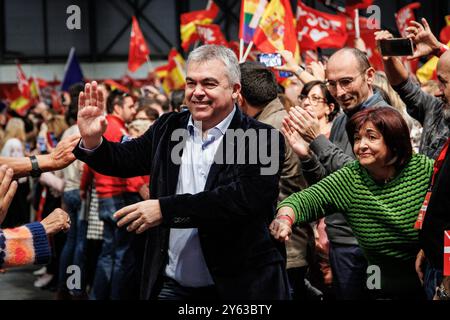 Madrid, 26/11/2023. Evento PSOE a Ifema. Partecipano Pedro Sánchez e José Luis Rodríguez Zapatero. Foto: Tania Sieira. Arcicc. Crediti: Album / Archivo ABC / Tania Sieira Foto Stock