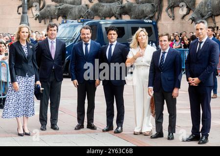 Madrid, 06/09/2024. L'arena Las Ventas. Corrida alla Fiera di San Isidro. Corsa di beneficenza. L'infanta Elena de Borbón presiede la corrida. Foto: De San Bernardo. ARCHDC. Crediti: Album / Archivo ABC / Eduardo San Bernardo Foto Stock