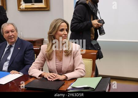 Madrid, 26/10/2023. Riunione ordinaria del Consiglio di amministrazione della Corte dei conti presieduta da Enriqueta Chicano. Nell'immagine, i consiglieri José Manuel Otero, Joan Mauri, Javier Morillas Ortiz, Luis Antonio de Padova Ortiz de Mendívil, Rebeca LaLiga, Dolores Genaro e Rosario García. Foto: Jaime García. ARCHDC. Crediti: Album / Archivo ABC / Jaime García Foto Stock