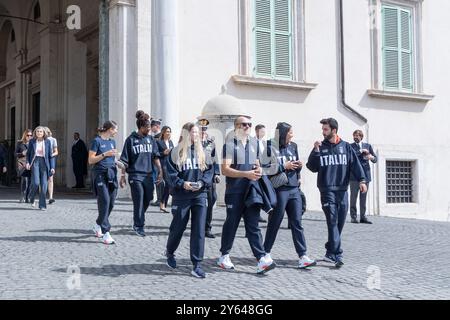 Roma, Italia. 23 settembre 2024. Gli atleti italiani lasciano il Palazzo del Quirinale a Roma dopo l'incontro con il Presidente della Repubblica Sergio Mattarella (Credit Image: © Matteo Nardone/Pacific Press via ZUMA Press Wire) SOLO USO EDITORIALE! Non per USO commerciale! Foto Stock