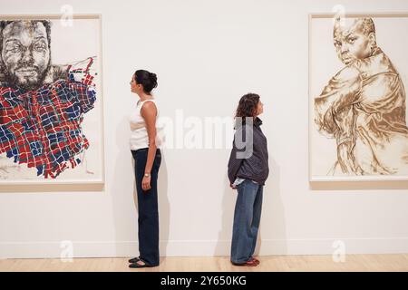 Lavoro dell'artista candidata Claudette Johnson durante la stampa per il Turner Prize 2024 alla Tate Britain, Londra. Data foto: Martedì 24 settembre 2024. Foto Stock