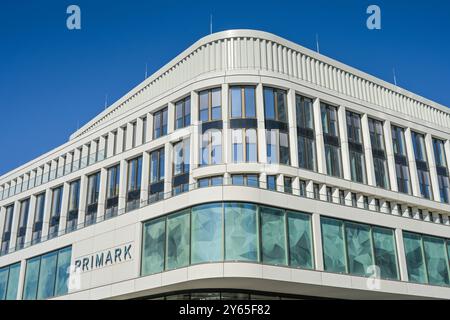 Primark, Zoom, Joachimsthaler Strasse, Charlottenburg, Berlin Deutschland Foto Stock