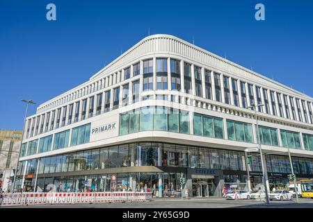 Primark, Zoom, Joachimsthaler Strasse, Charlottenburg, Berlin Deutschland Foto Stock