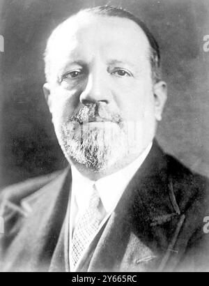 Conte Volpi di Misurata. Ministro italiano delle Finanze. 1925 Foto Stock