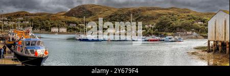 Il porto di Mallaig sulla costa occidentale della zona delle Highland della Scozia, Regno Unito Foto Stock