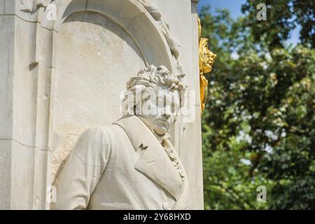 Ludwig van Beethoven, Beethoven-Haydn-Mozart-Denkmal, Tiergarten, Berlino, Germania Foto Stock