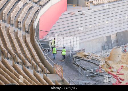 Siviglia, 14/08/2024. Lavora allo stadio la Cartuja per aumentare la capacità. Foto: JM Serrano. Archsev. Crediti: Album / Archivo ABC / Juan Manuel Serrano Becerra Foto Stock