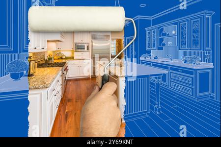 Prima e dopo di Man Painting Roller per mostrare la fotografia personalizzata della cucina in Blueprint Sketch Drawing Plans. Foto Stock