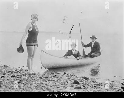 Eva Morrison, tra ca. 1910 e ca. 1915, nuoto, donne, negativi di vetro, 1 negativo: Vetro; 5 x 7 poll. o più piccolo. Foto Stock