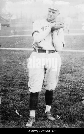 George Sisler, University of Michigan (baseball), 1915, Glass negative, 1 negativo: Vetro; 5 x 7 pollici o più piccolo. Foto Stock