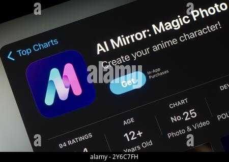 OSTRAVA, CECHIA - 27 LUGLIO 2024: App store con applicazione mobile ai Mirror per creare personaggi anime Foto Stock