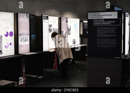 Berlino, Germania. 24 settembre 2024. Una nuova mostra Reinhard Heydrich. La carriera e la violenza si aprono a Berlino, in Germania, presentando la sua ascesa al potere nello stato nazista e le sue attività poco conosciute nel Protettorato di Boemia e Moravia. La foto è del 24 settembre 2024. Crediti: Jaromir Mrhal/CTK Photo/Alamy Live News Foto Stock