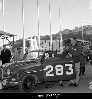 MOTOR RALLY MONTE CARLO CARLSSON ACCANTO A SAAB; 23 GENNAIO 1963 Foto Stock