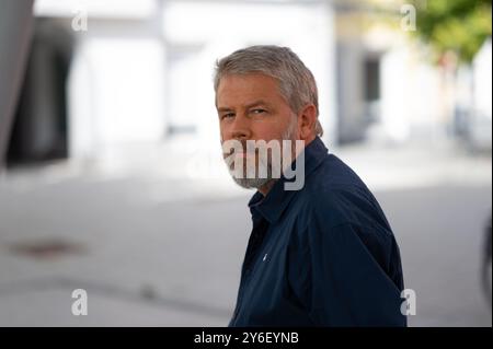 Ritratto dell'uomo barbuto con i capelli grigi, fotografo Andreas contro Mallinckrodt Foto Stock