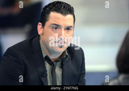 Milano Italia 12/01/2008: Roy Paci, cantante italiano, durante la trasmissione televisiva Scalo 76 Foto Stock