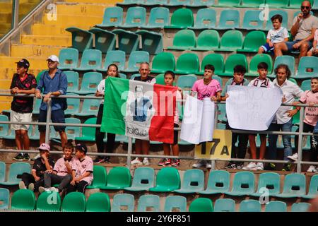 Palermo, Italia. 21 settembre 2024. Gli ultras palermitani ricordano Totò Schillaci allo Stadio Renzo Barbera durante la partita Palermo-Cesena, a Palermo, Italia, il 21 settembre 2024. (Foto di Antonio Melita/Pacific Press/Sipa USA) credito: SIPA USA/Alamy Live News Foto Stock