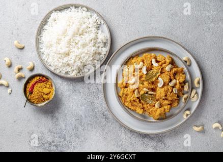 Cibo, cibo, tradizionale cibo indiano agnello Korma con anacardi Foto Stock