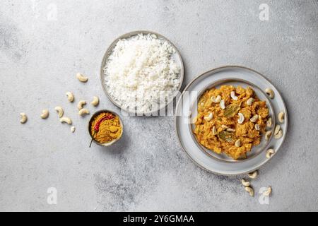 Cibo, cibo, tradizionale cibo indiano agnello Korma con anacardi Foto Stock