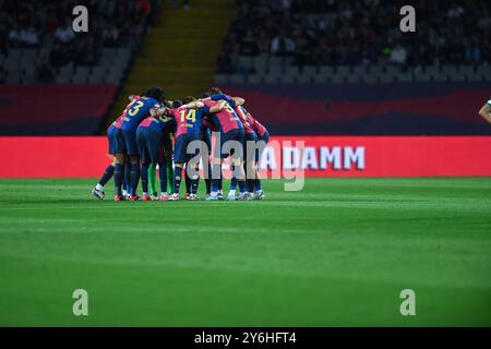 Barcellona, ESP. 25 settembre 2024. FC BARCELONA VS GETAFE CF. 25 settembre 2024 giocatori del FC Barcelona prima della partita tra FC Barcelona e Getafe CF corrispondente al settimo giorno della Liga EA Sports allo Stadio Olimpico Lluis Companys di Montjuic a Barcellona, Spagna. Crediti: Rosdemora/Alamy Live News Foto Stock