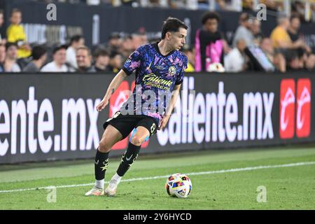 Columbus, Ohio, Stati Uniti. 25 settembre 2024. Il centrocampista dell'América Ãlvaro Fidalgo (8) affronta la palla contro i Columbus Crew nel loro match a Columbus, Ohio. Brent Clark/Cal Sport Media/Alamy Live News Foto Stock