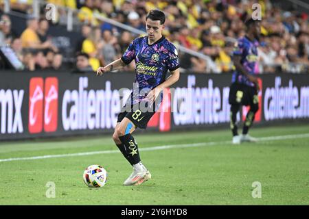 Columbus, Ohio, Stati Uniti. 25 settembre 2024. Il centrocampista dell'América Ãlvaro Fidalgo (8) affronta la palla contro i Columbus Crew nel loro match a Columbus, Ohio. Brent Clark/Cal Sport Media/Alamy Live News Foto Stock