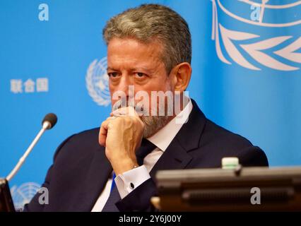 25 settembre 2024, New York City, NEW York: (NUOVA) Conferenza stampa con il presidente brasiliano Lula durante UNGA79. 25 settembre 2024, New York, USA: Conferenza stampa con H.. E Sig. Luiz Inacio Lula da Silva, Presidente della Repubblica Federativa del Brasile durante la 79a sessione dell'Assemblea generale delle Nazioni Unite presso la sede dell'Assemblea a New York. Il Presidente risponde alle domande dei giornalisti con la presenza di Rodrigo Pacheco leader del Senato brasiliano e presidente della camera dei deputati, Arthur Lira. (Foto: Arthur Lira). Crediti: Niyi Fote/Thenews2 (foto: Niyi Fote/Thenews2/Zumapress) (credito IM Foto Stock