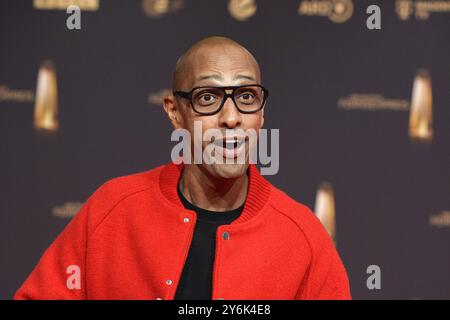 Amiaz Habtu bei der Verleihung vom 'Deutschen Fernsehpreis' AM 25.09.2024 a Koeln Foto Stock