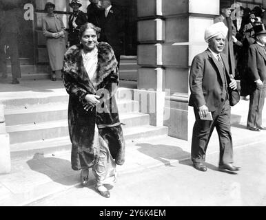 Giornata privata alla Royal Academy of Arts di Burlington House a Piccadilly, Londra Rajah Sir Annamlai Cheltiar . 1935 Foto Stock